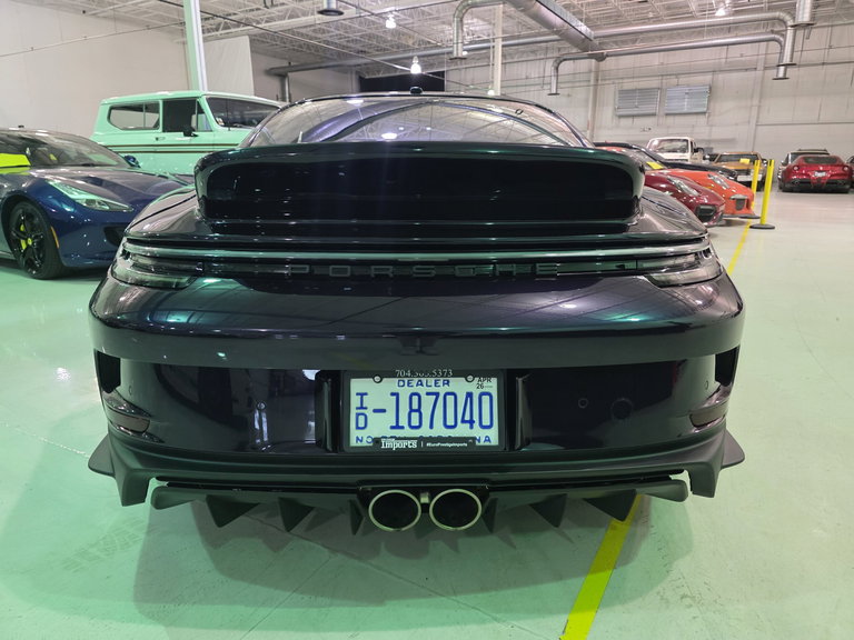 Porsche 992 GT3 Touring