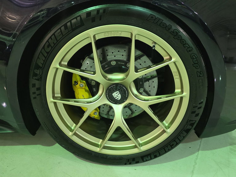 Porsche 992 GT3 Touring