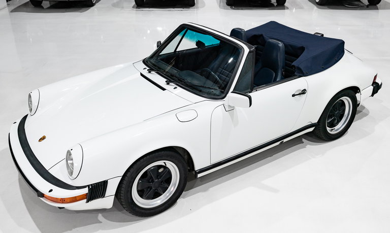 Porsche 911 Carrera 3.2 (US)