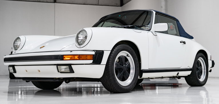 Porsche 911 Carrera 3.2 (US)