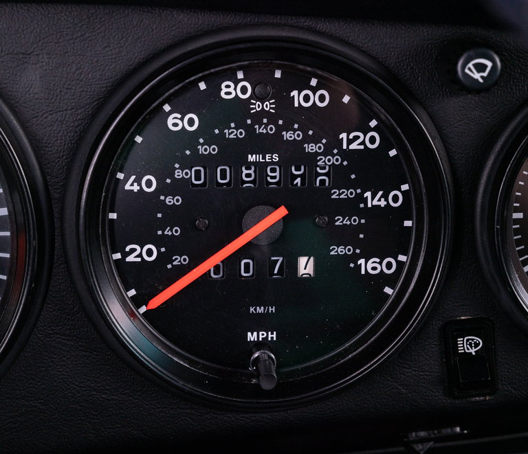 Porsche 911 Carrera 3.2 (US)