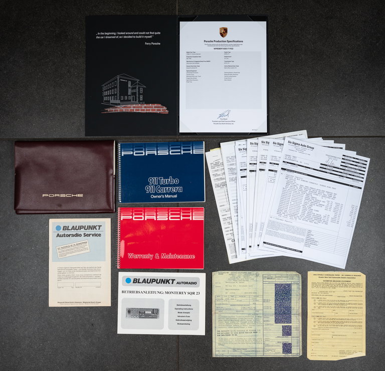 Porsche 911 Carrera 3.2 (US)