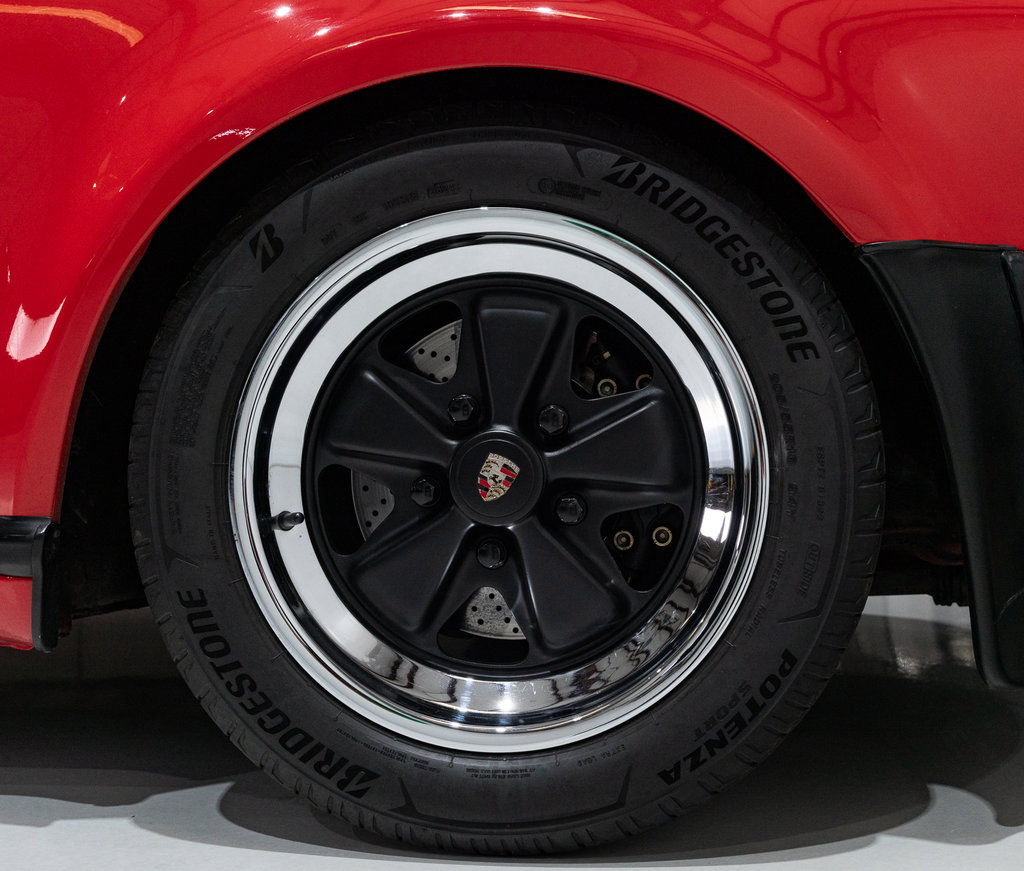 Porsche 911 Carrera 3.2 WTL