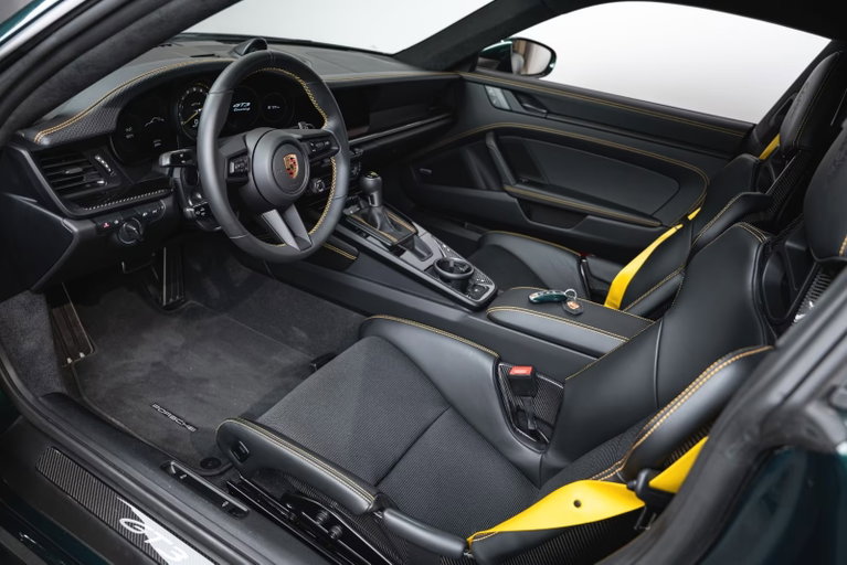 Porsche 992 GT3 Touring