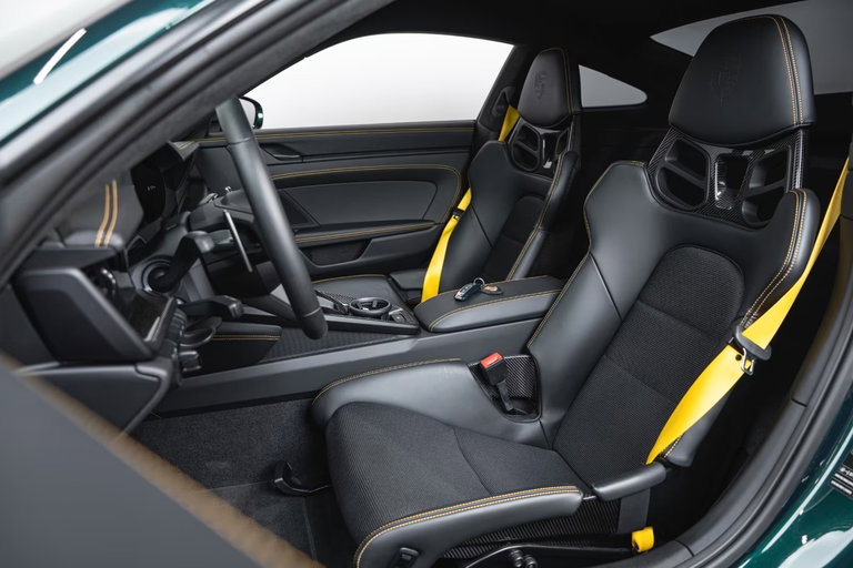 Porsche 992 GT3 Touring