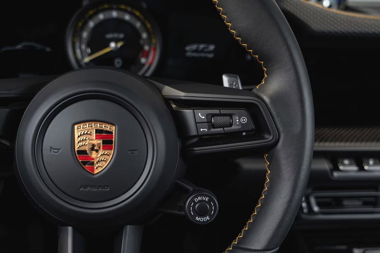 Porsche 992 GT3 Touring