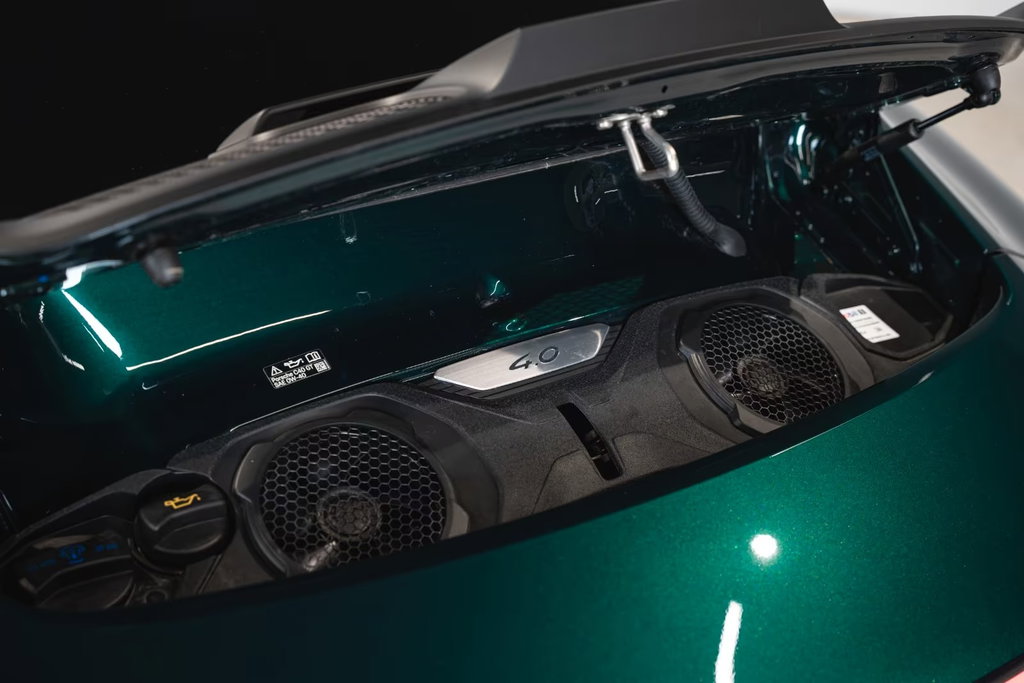 Porsche 992 GT3 Touring