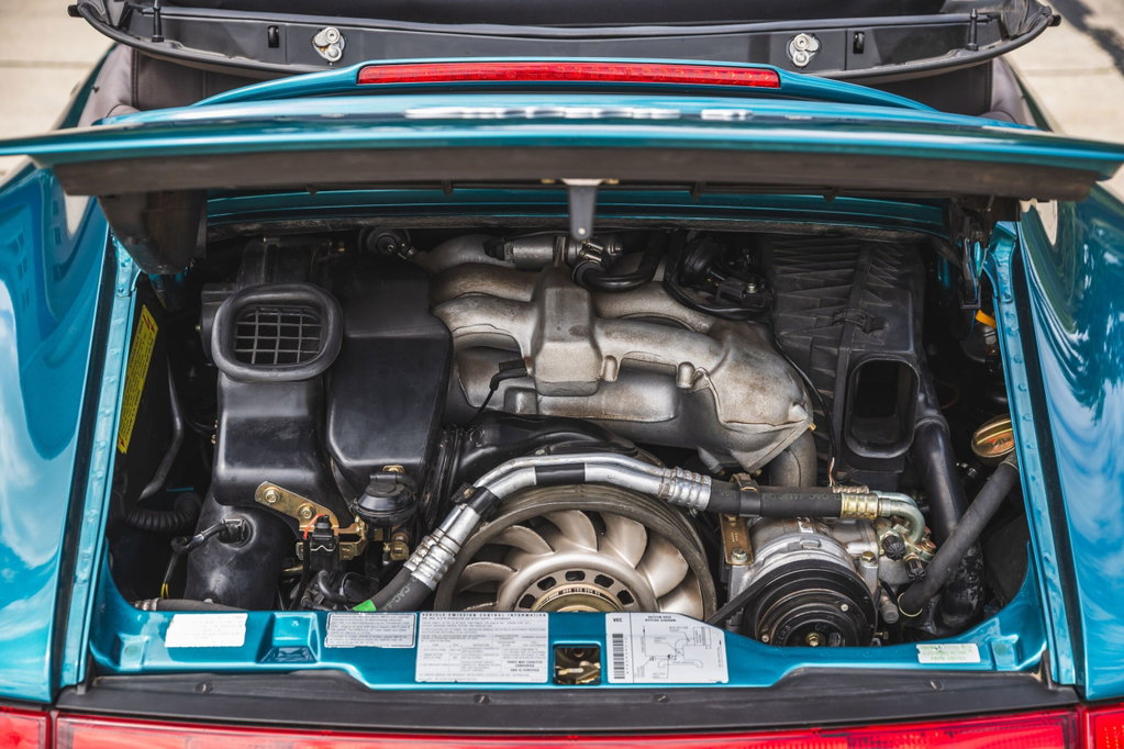 Porsche 993 Carrera 4