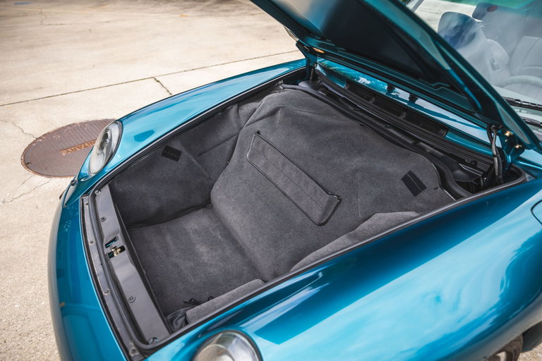 Porsche 993 Carrera 4