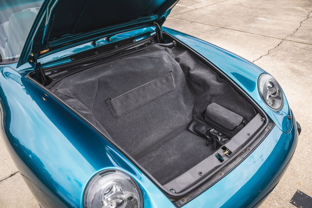 Porsche 993 Carrera 4