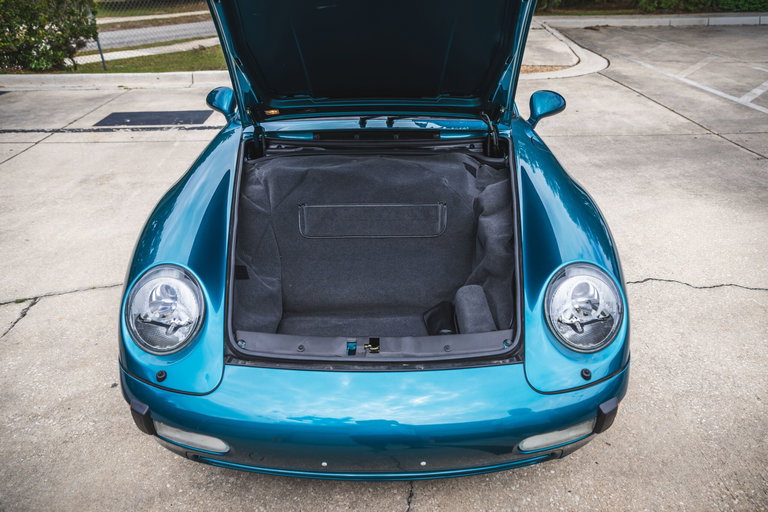 Porsche 993 Carrera 4