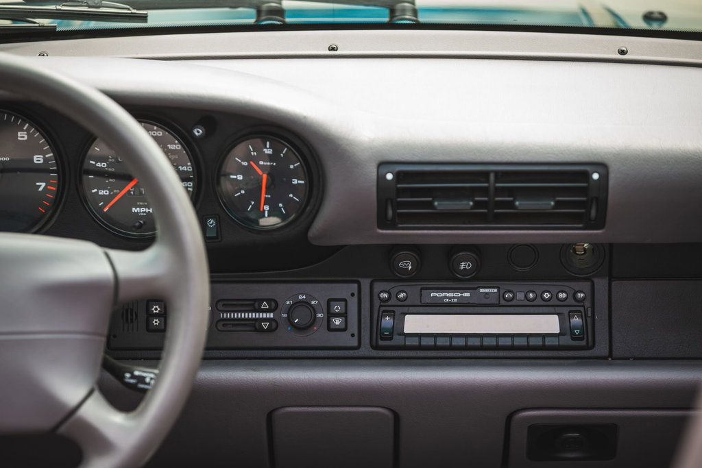 Porsche 993 Carrera 4