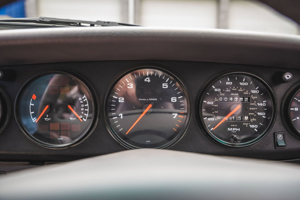 Porsche 993 Carrera 4