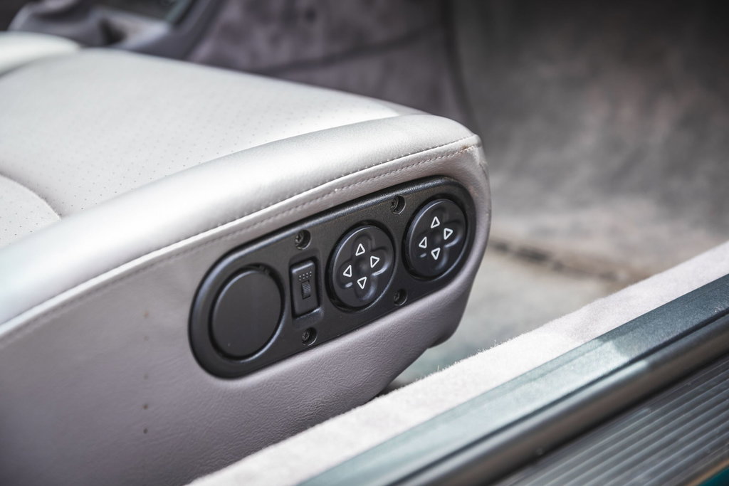 Porsche 993 Carrera 4