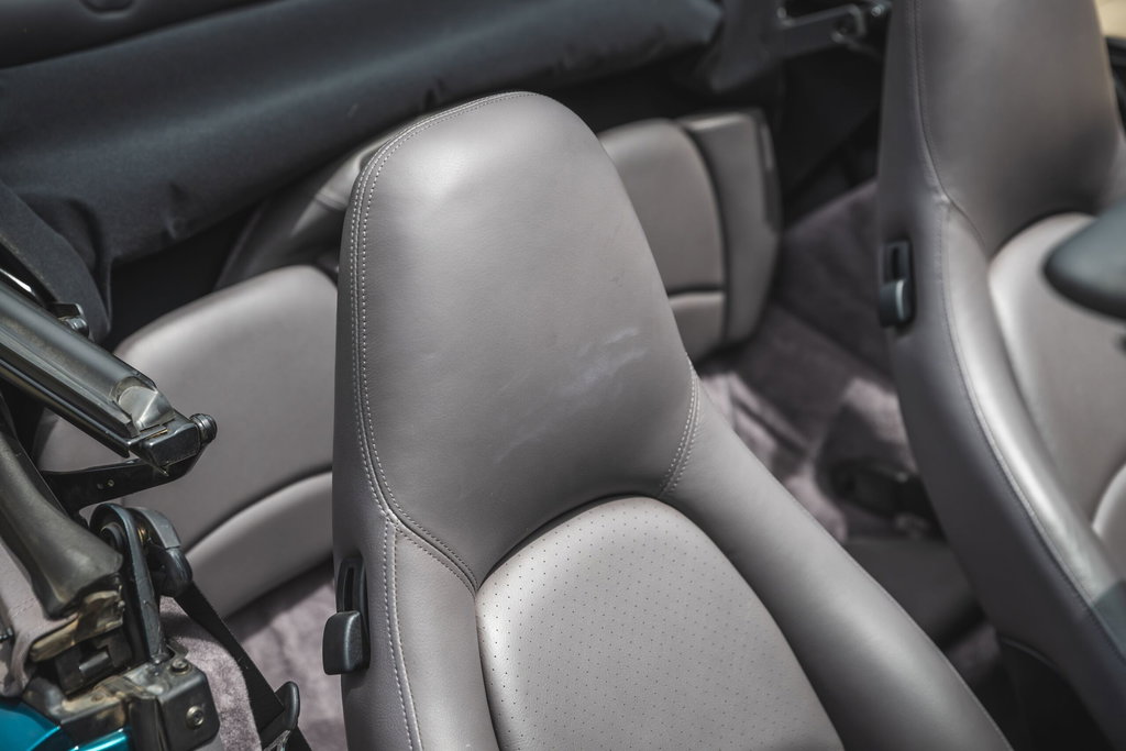 Porsche 993 Carrera 4