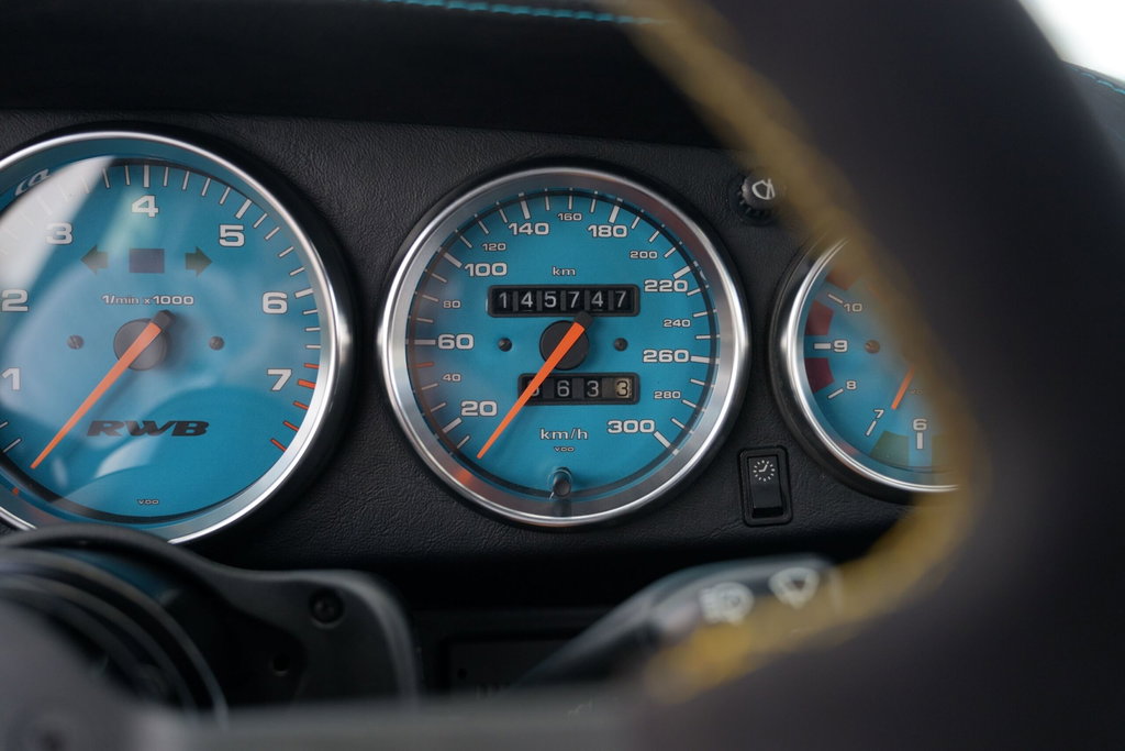 Porsche 911 by RWB