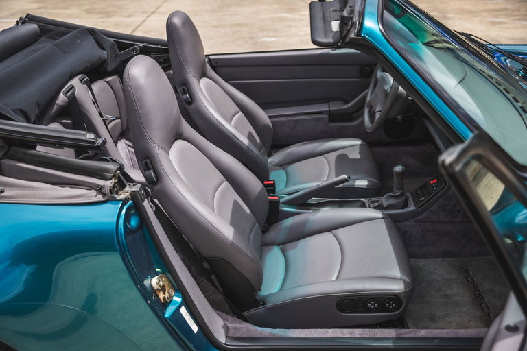 Porsche 993 Carrera 4