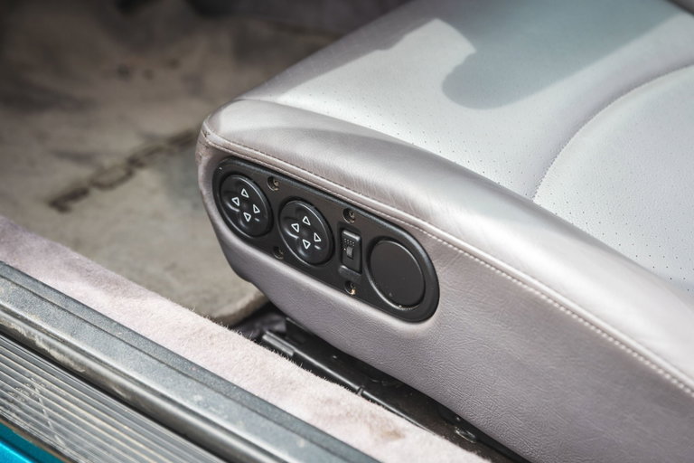 Porsche 993 Carrera 4