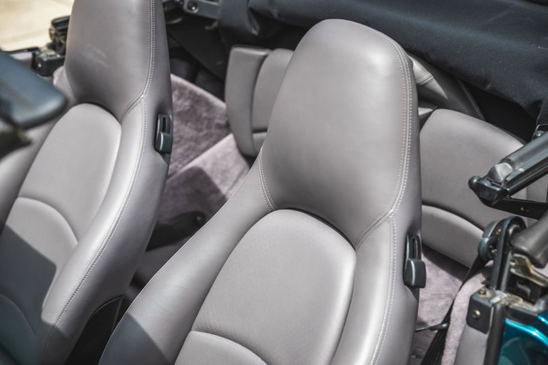 Porsche 993 Carrera 4