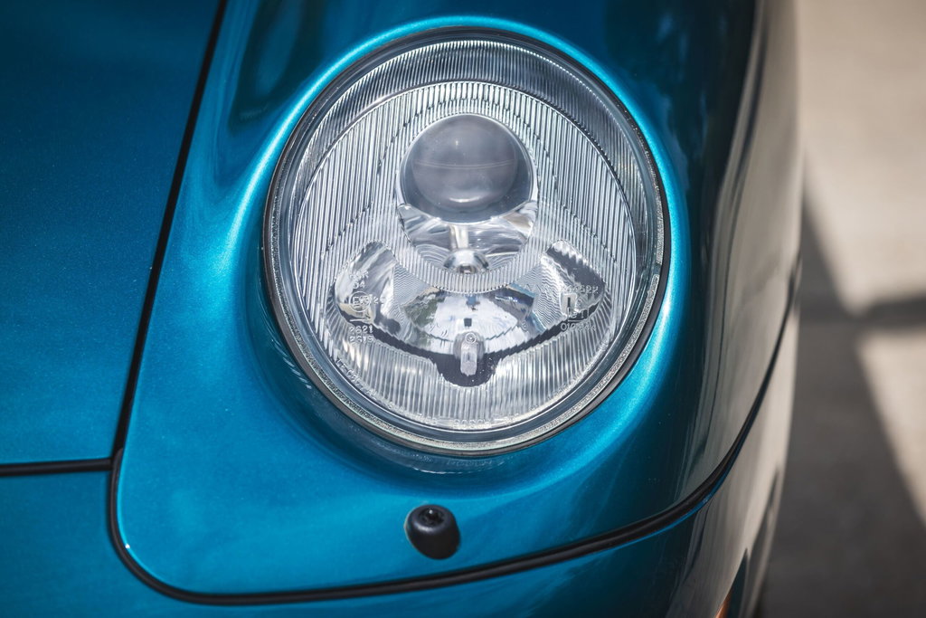 Porsche 993 Carrera 4