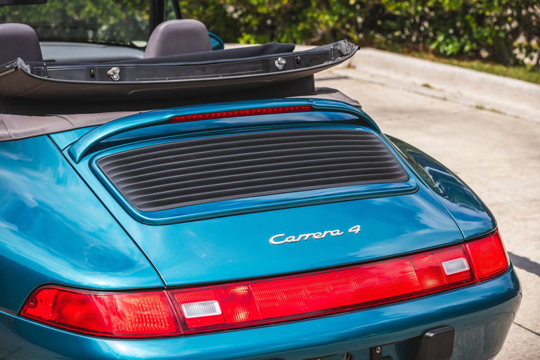 Porsche 993 Carrera 4