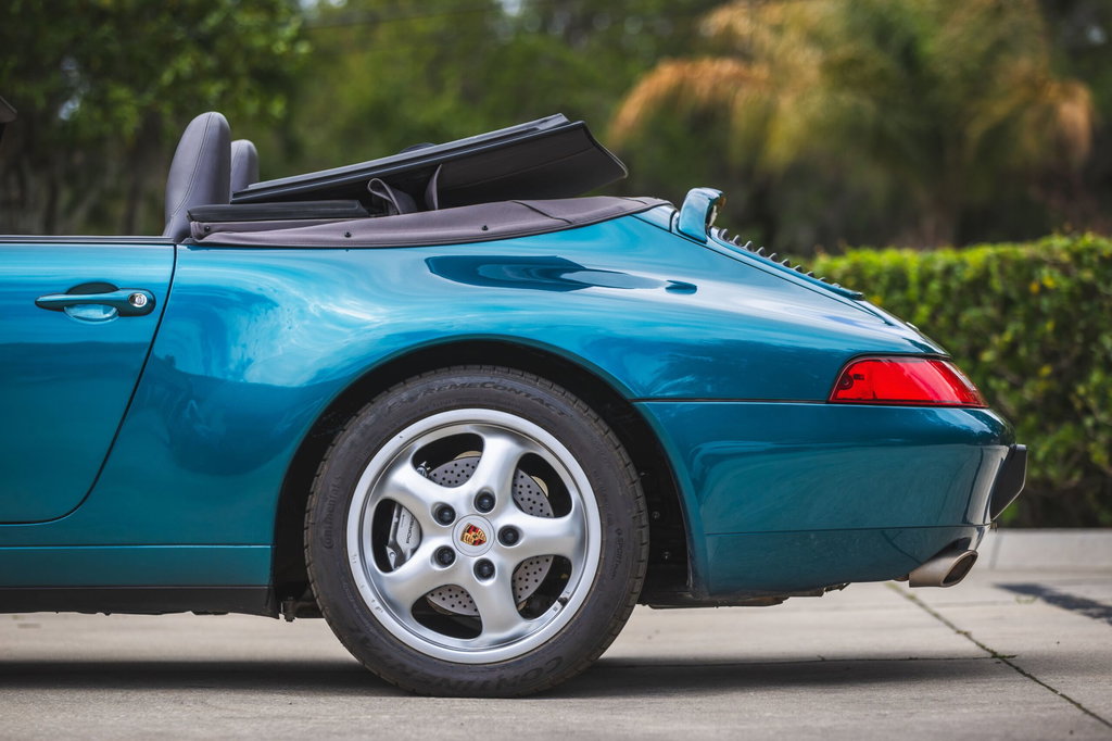 Porsche 993 Carrera 4