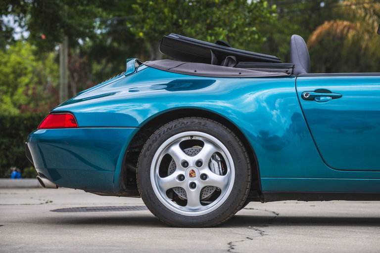 Porsche 993 Carrera 4