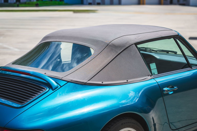 Porsche 993 Carrera 4