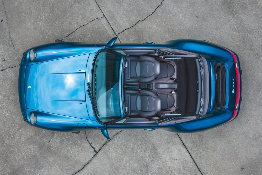 Porsche 993 Carrera 4