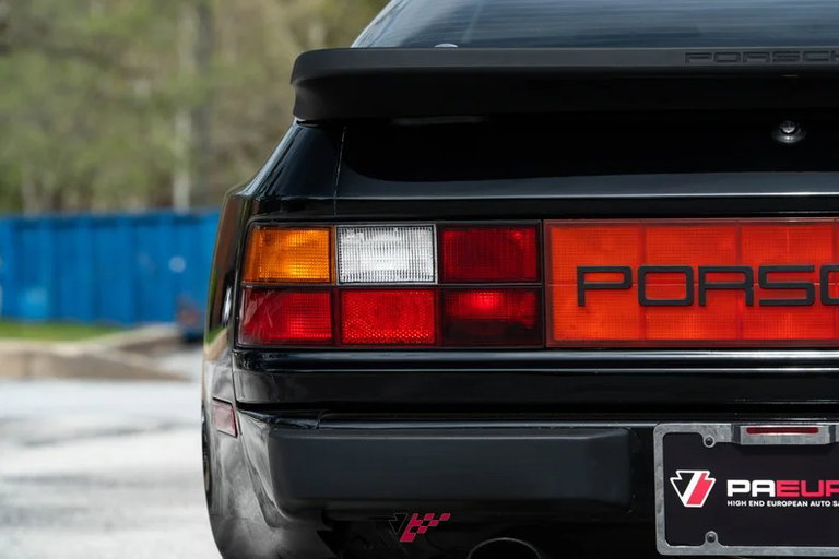 Porsche 944 Coupé
