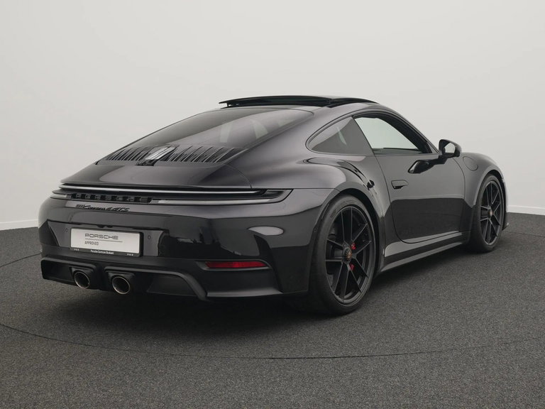 Porsche 992.2 Carrera 4 GTS