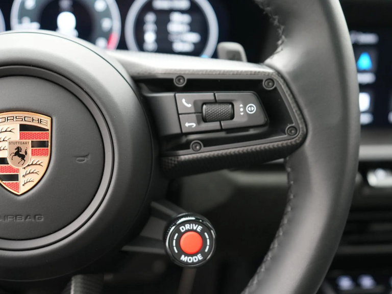 Porsche 992.2 Carrera 4 GTS