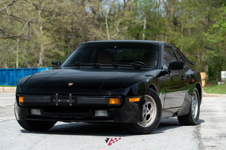 Porsche 944 Coupé