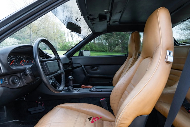 Porsche 944 Coupé