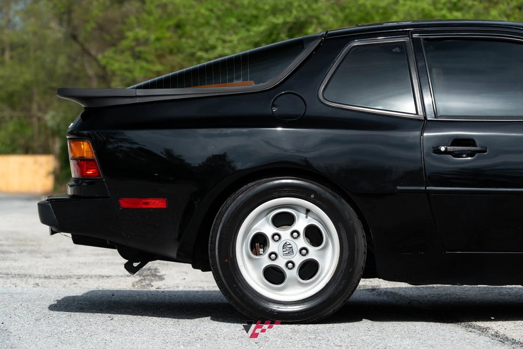 Porsche 944 Coupé
