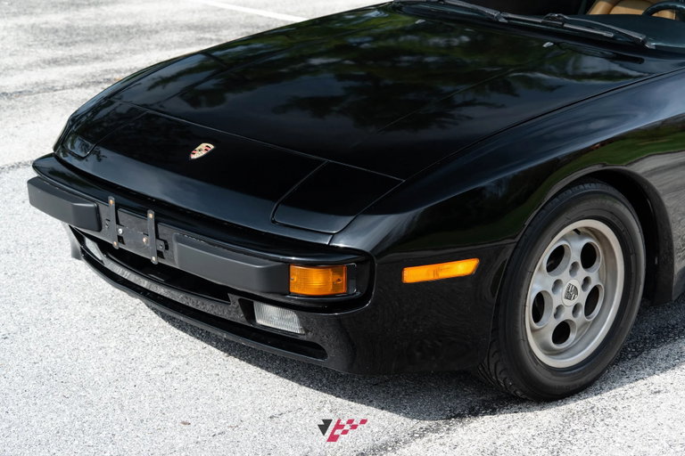 Porsche 944 Coupé