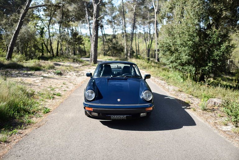 Porsche 911 Carrera 3.2