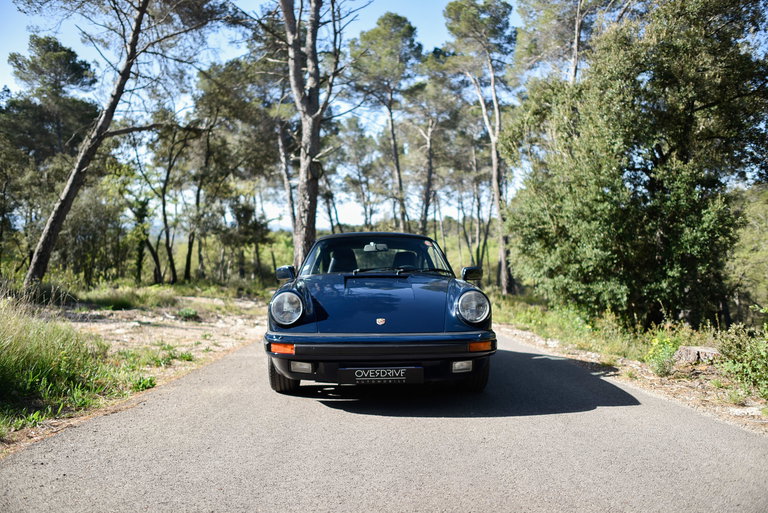 Porsche 911 Carrera 3.2