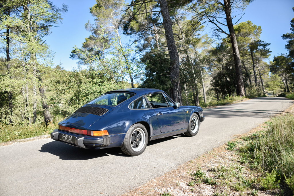 Porsche 911 Carrera 3.2