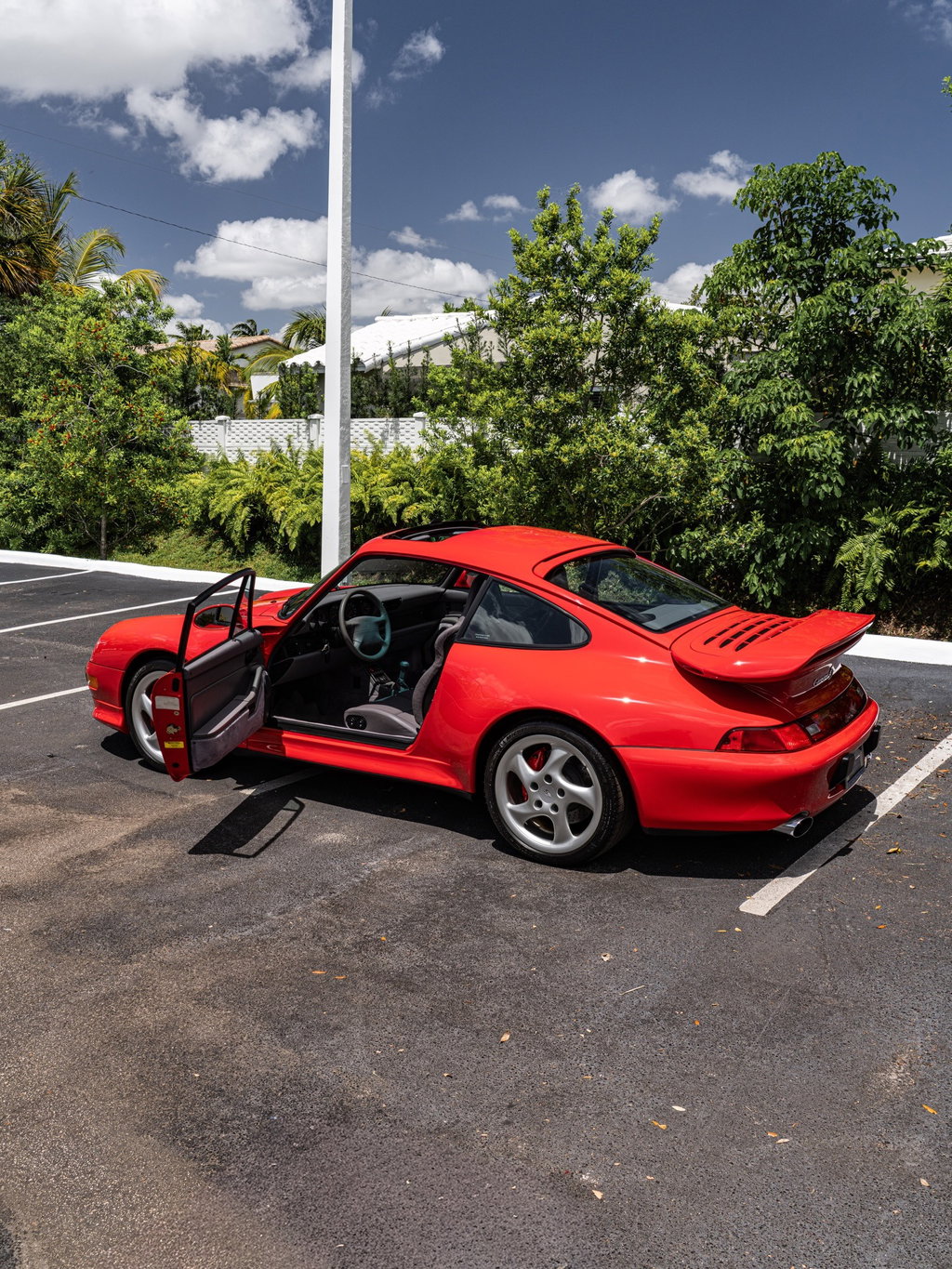 Porsche 993 Carrera 4S