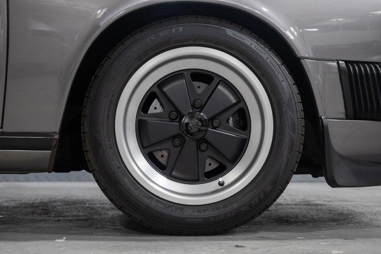 Porsche 911 SC