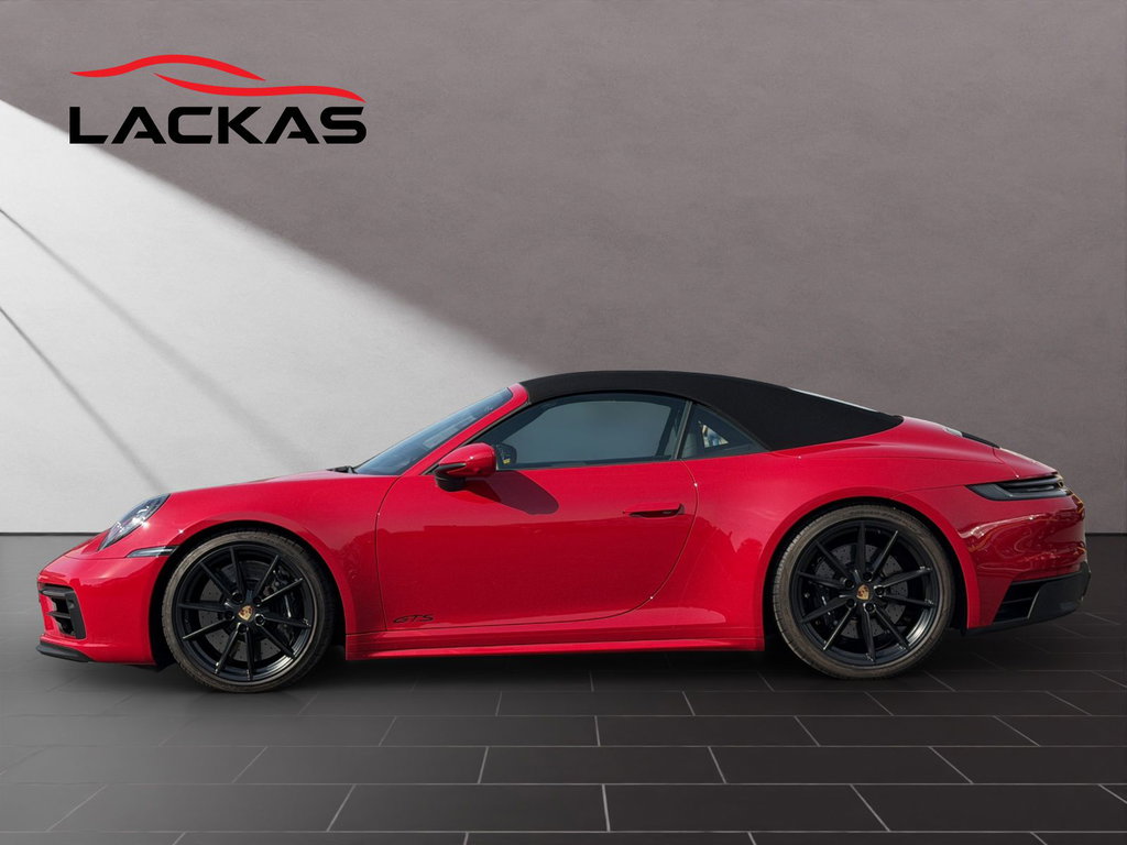 Porsche 992 Carrera 4 GTS