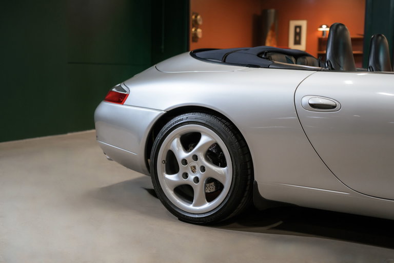 Porsche 996 Carrera