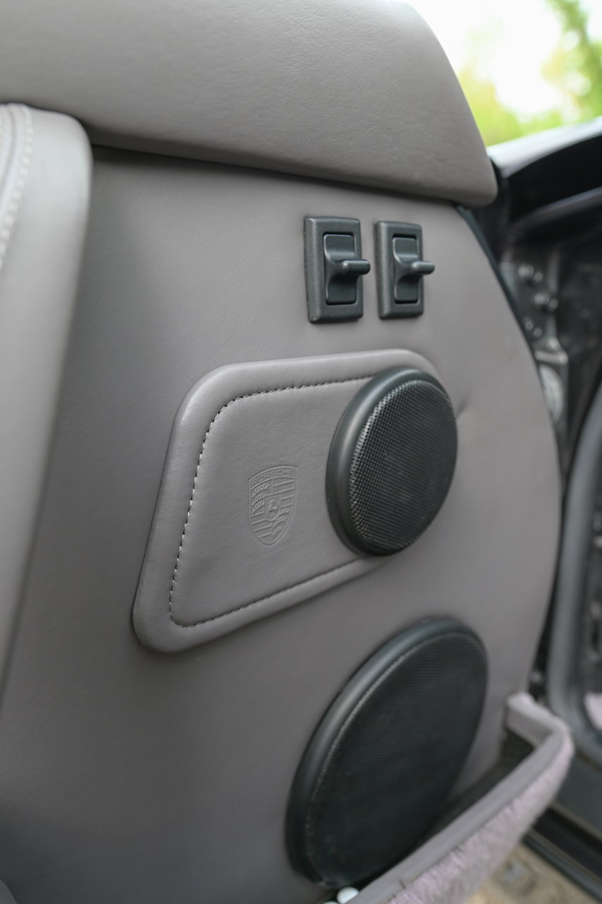 Porsche 964 Carrera 2 Cabrio WTL