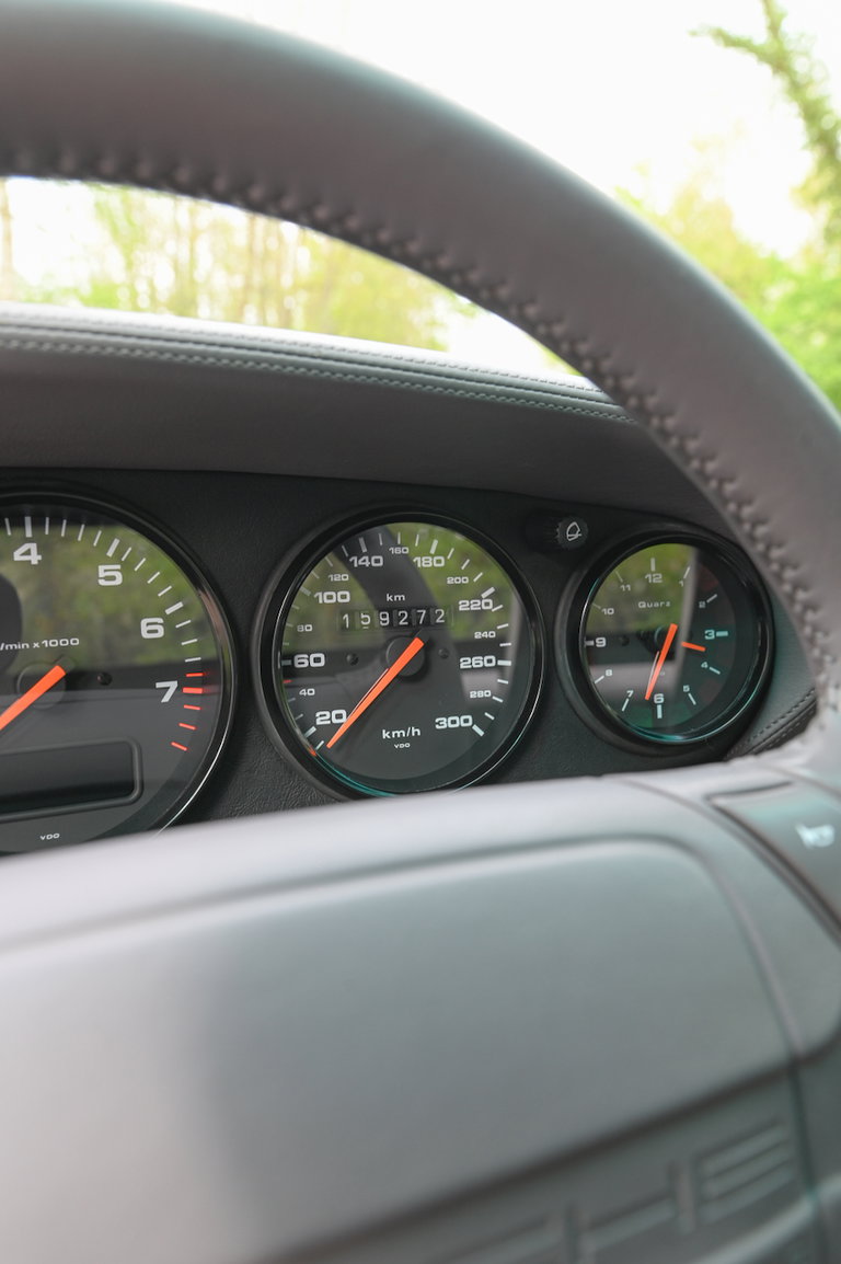 Porsche 964 Carrera 2 Cabrio WTL
