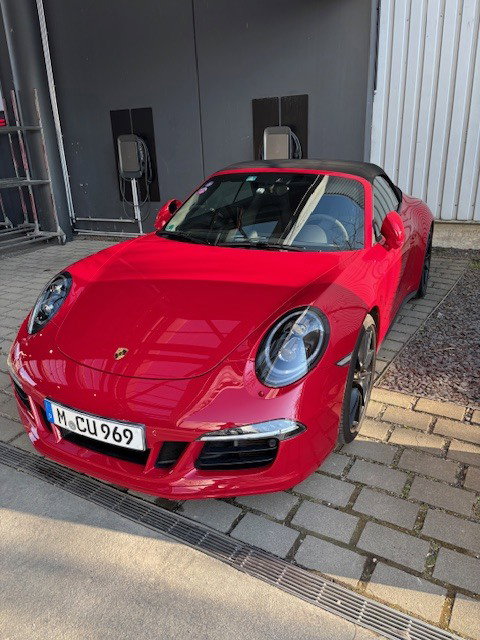 Porsche 991 Carrera 4 GTS