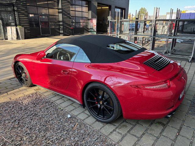 Porsche 991 Carrera 4 GTS