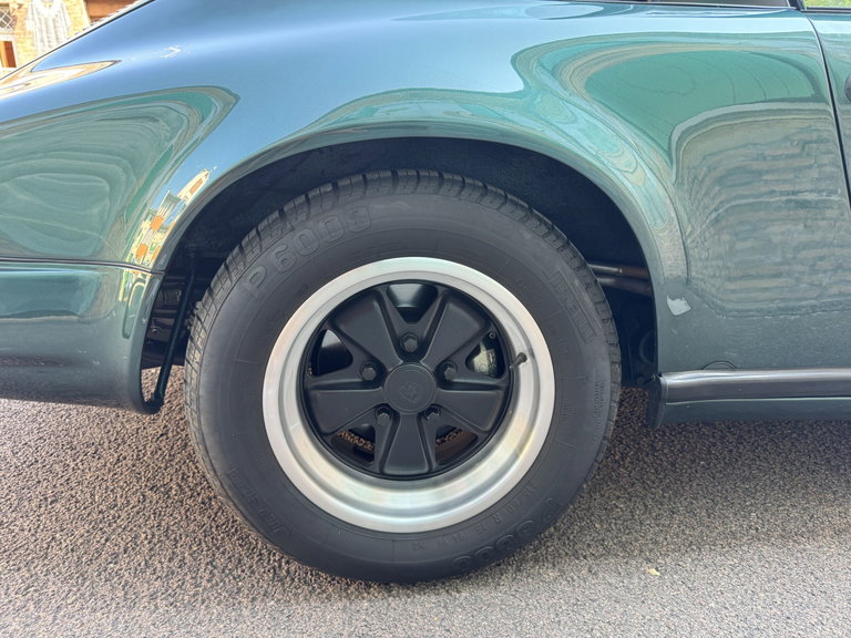 Porsche 911 SC