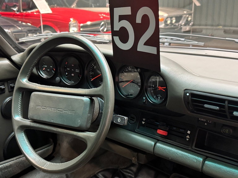 Porsche 911 Carrera 3.2
