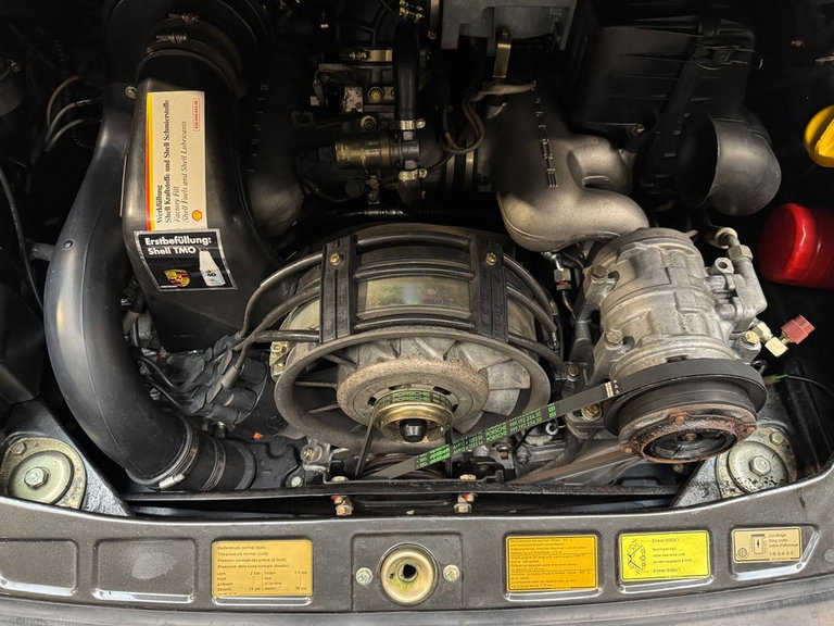 Porsche 911 Carrera 3.2